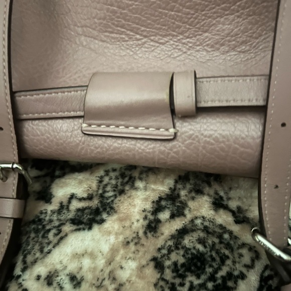 Coach Faye bag can be converted into a backpack. Elegant Women's Bag - Picture 8 of 16